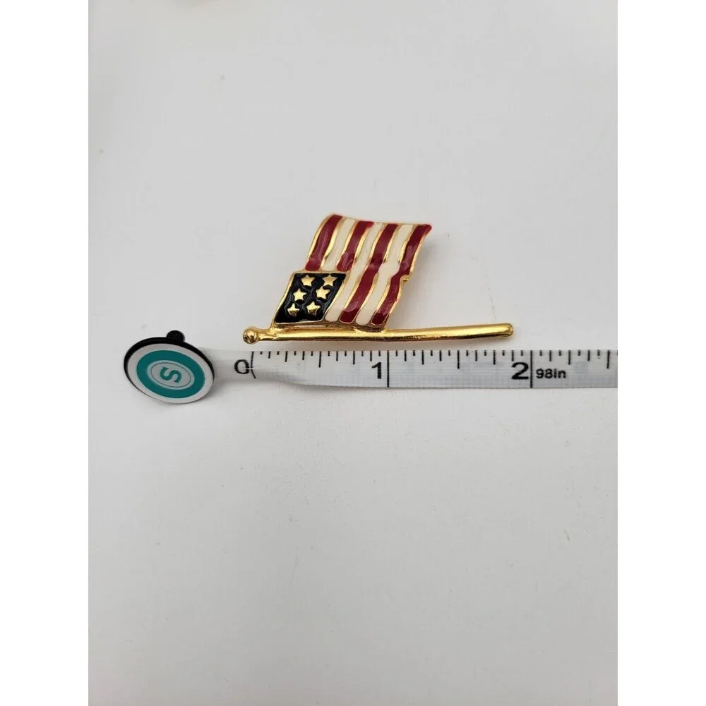 Vintage American Flag USA Brooches‎ Pins Lot of 6 Patriotic Triangle Rhinestones